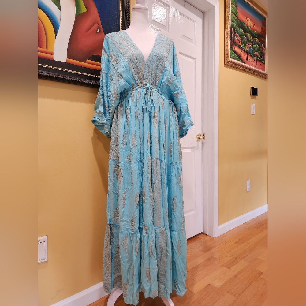 Elegant Blue Maxi Dress with Gold Details